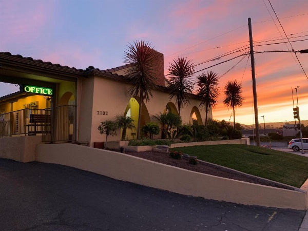 El Castell Motel Main image